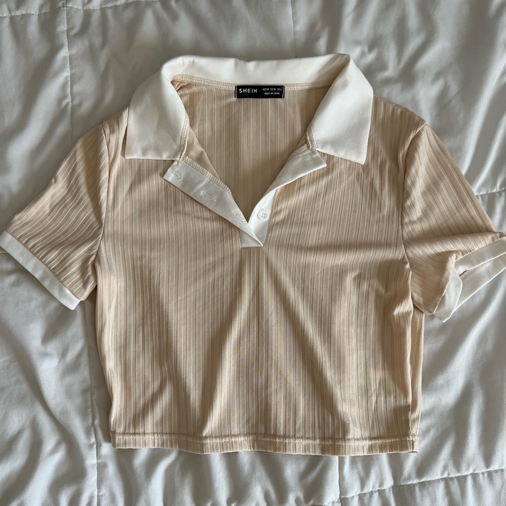 CROPPED TEE (size: women’s medium)